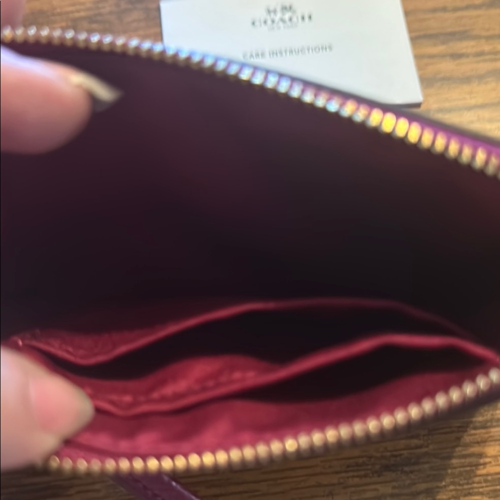 Coach Fuchsia wristlet - Picture 3 of 4